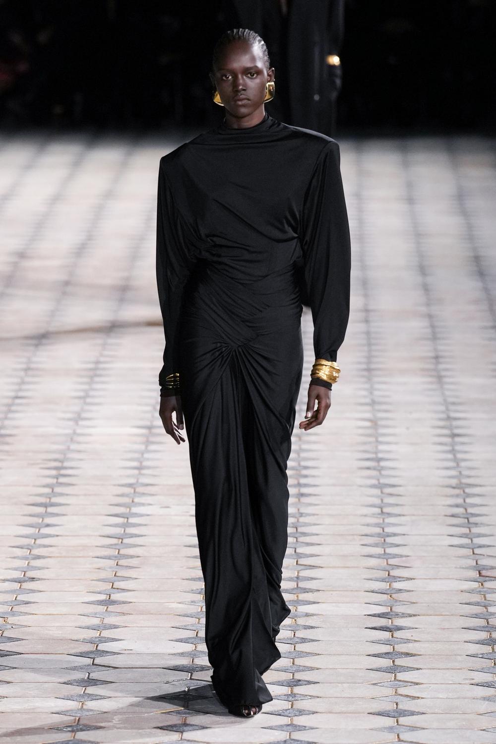 Défilé - Saint laurent - Prêt à porter Printemps-Eté 2023