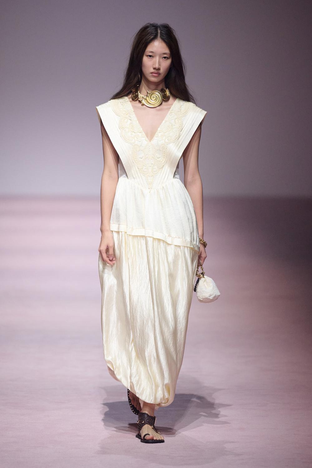 Défilé - Xu zhi - Prêt à porter Printemps-Eté 2026