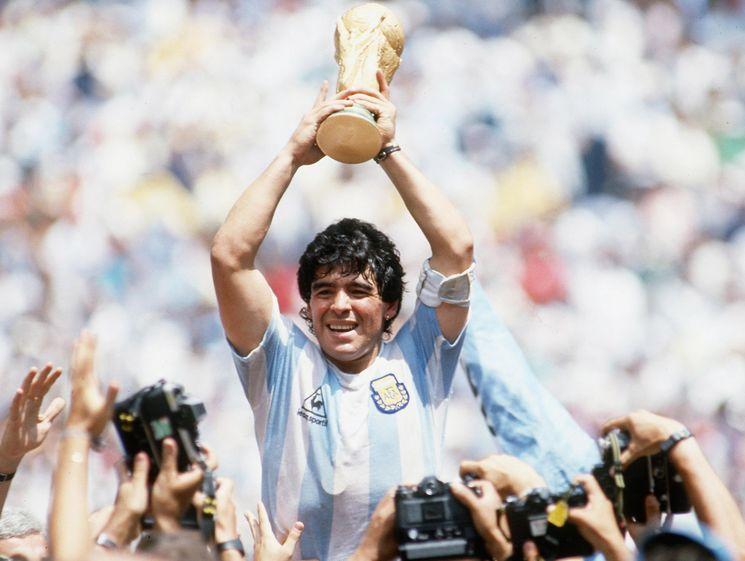 En 1986, Diego Armando Maradona invente la «Main de Dieu» (vidéos)