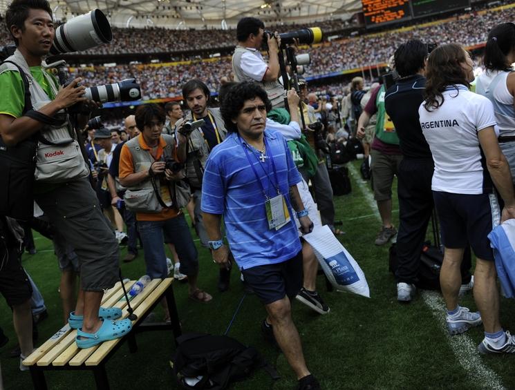 En 1986, Diego Armando Maradona invente la «Main de Dieu» (vidéos)