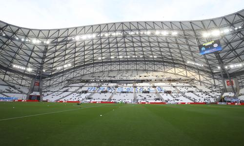 Une Gabegie Financiere Le Maire De Marseille Veut Vendre Le Stade Velodrome