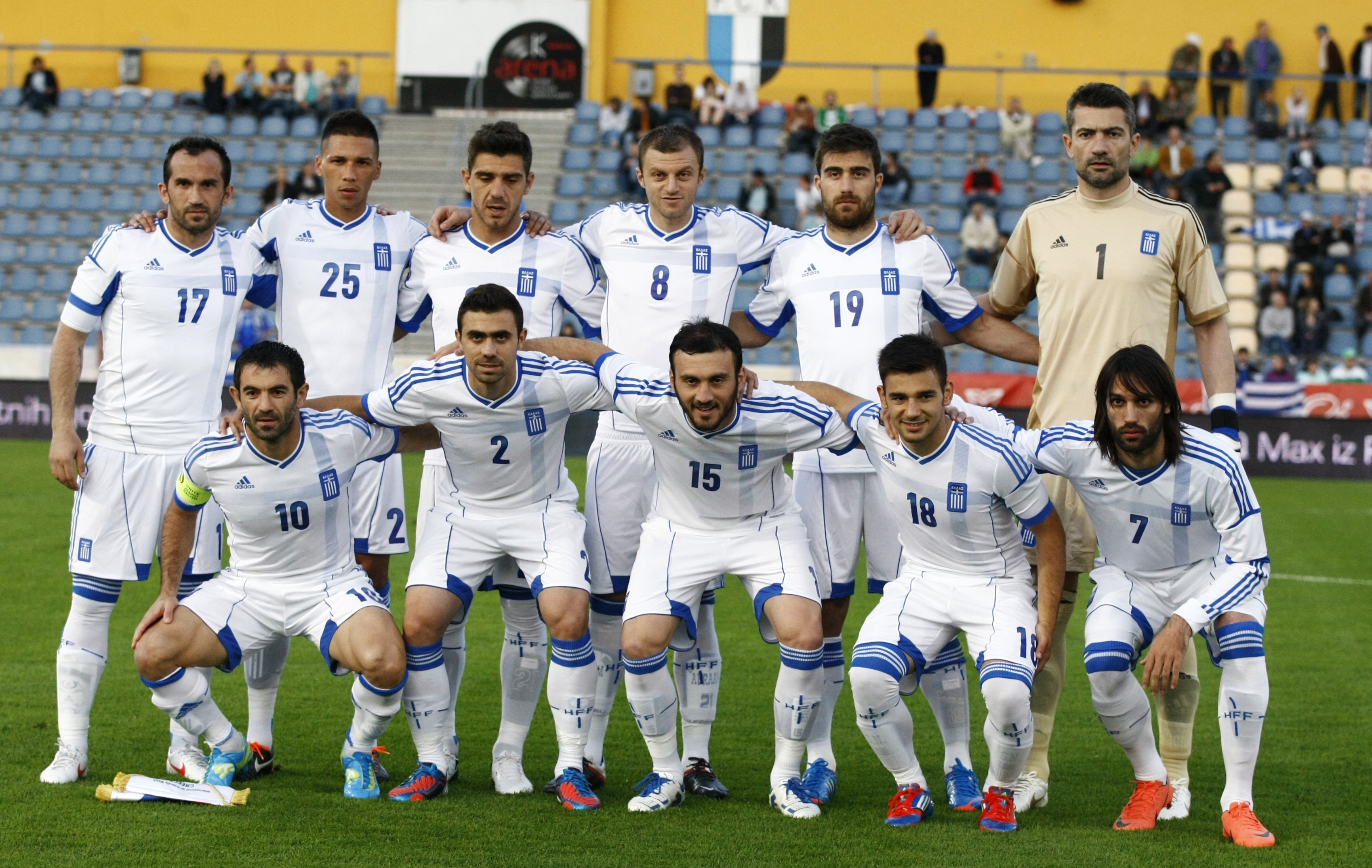 Euro 2012 : La Grèce s'enfonce dans l'Euro, la Tchéquie se relance
