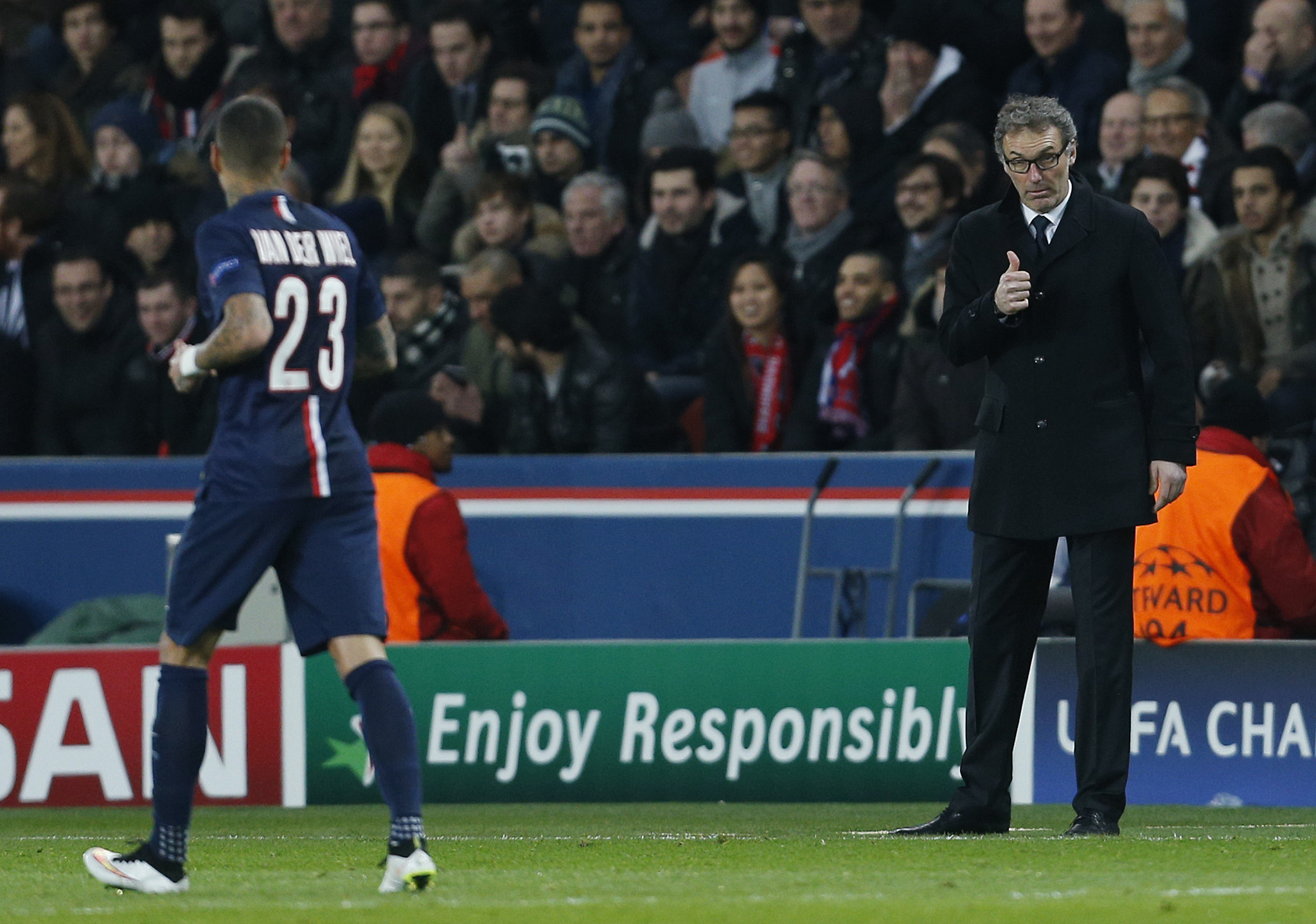 Aurier van hot sale der wiel