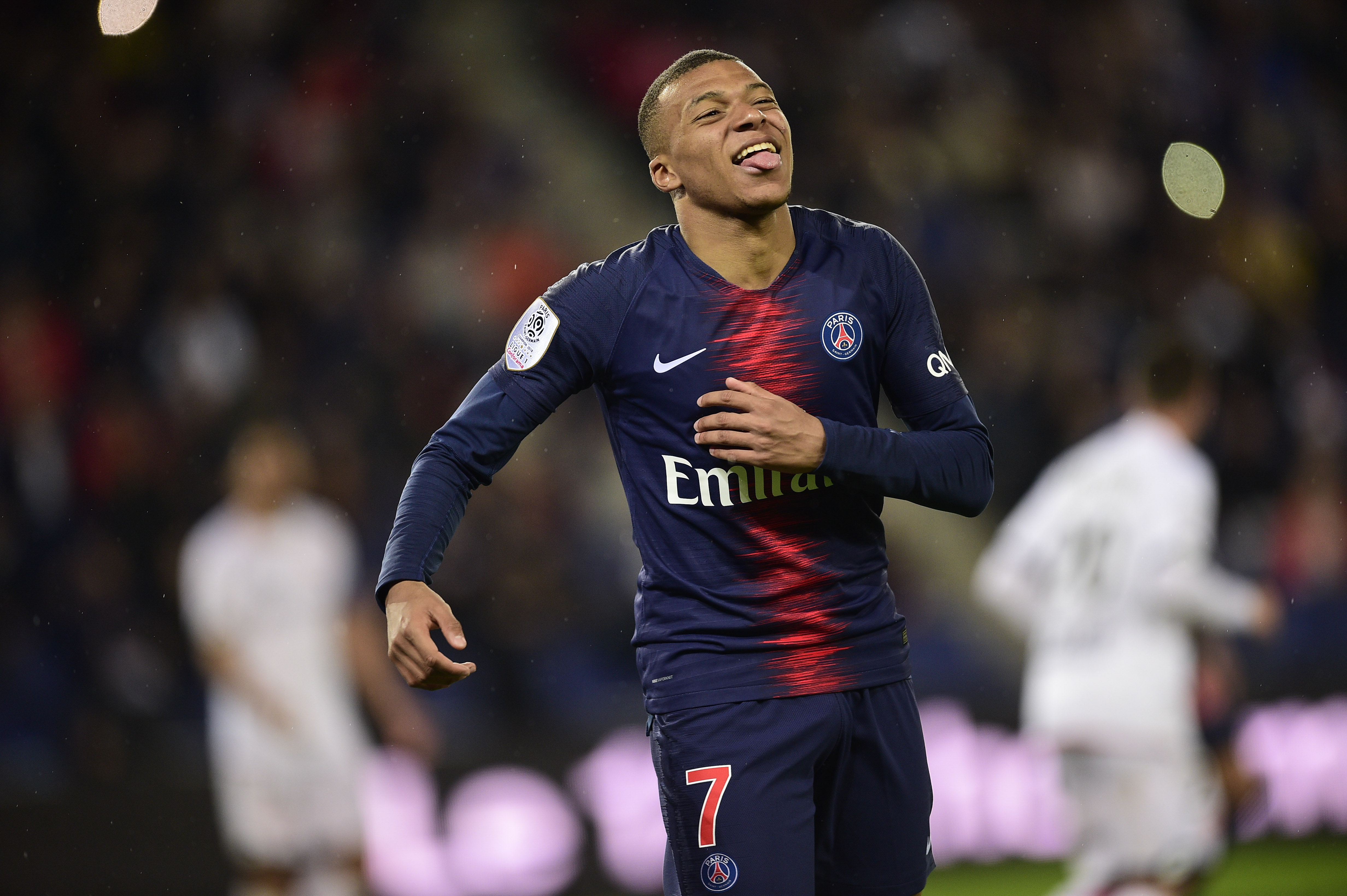 Football : le Paris Saint-Germain, champion d'Europe des transferts de  l'été