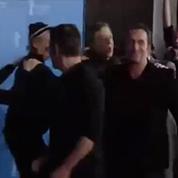 Jean Dujardin et George Clooney dansent la chenille avec l'équipe de Monuments Men