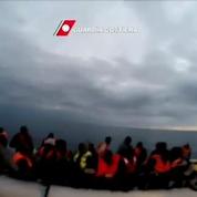 Italie : les migrants arrivent en masse à Lampedusa